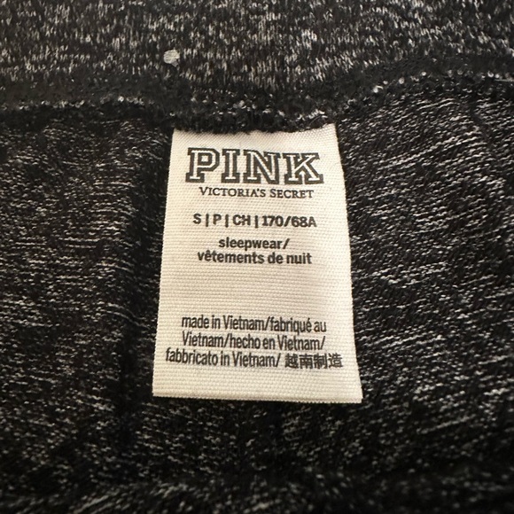 VS PINK Lounge Set - Picture 10 of 10